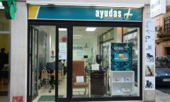 La Franquicia Ayudas Más abre su segunda tienda en la capital hispalense