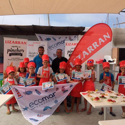 LIZARRAN y Ecomar reúnenen Marbella a más de 30 niños en su taller de ‘Pinchos y medio ambiente’