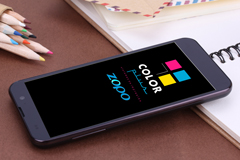 Color Plus amplía su gama de productos con móviles