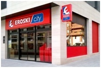 Eroski inaugura un nuevo supermercado franquiciado en Málaga.