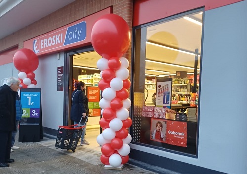 Eroski inaugura un nuevo supermercado franquiciado en la localidad vizcaína de Lemoa