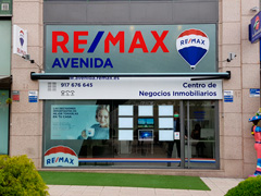 Acuerdo de colaboración entre Remax España y Advancing para asegurar el pago a propietarios de inmuebles en alquiler