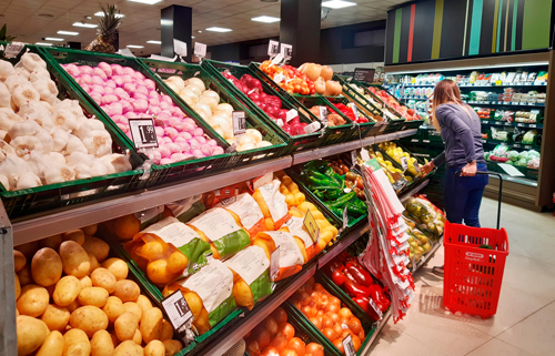 Eroski inaugura un nuevo supermercado franquiciado en la localidad madrileña de Nuevo Baztán