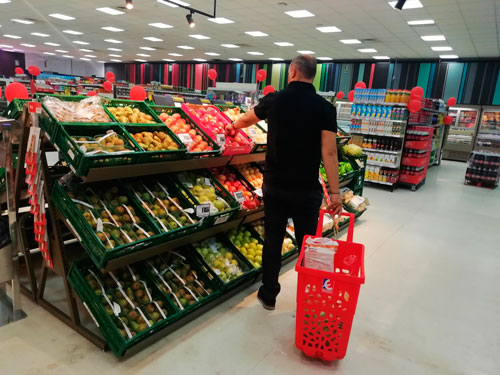 Eroski inaugura un nuevo supermercado franquiciado en la localidad toledana Chozas de Canales