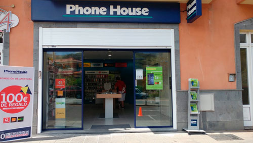 Phone House inaugura su primera tienda en Icod de los Vinos (Tenerife)