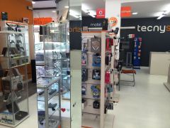 Tecnyshop presenta su nueva franquicia en Alcantarilla Murcia.