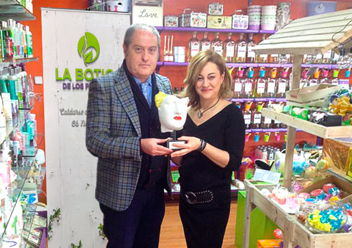 APCE entrega el premio “a la gestión eficiente” a la franquiciada de La Botica de los Perfumes en Illescas