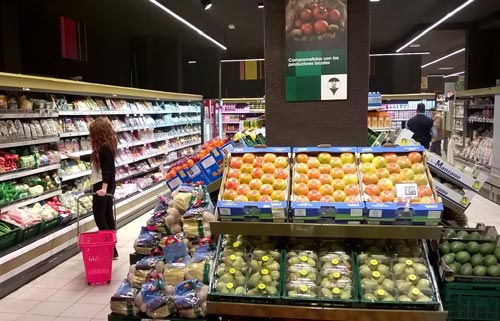 Eroski inaugura un nuevo supermercado franquiciado en Málaga