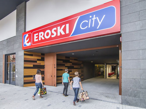 Eroski retoma la inversión en aperturas propias con la inauguración de un supermercado en San Sebastián