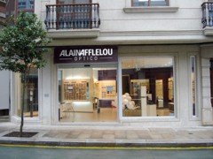 ALAIN AFFLELOU recibe el Galardón San Alberto Magno por la Universidad de Alicante