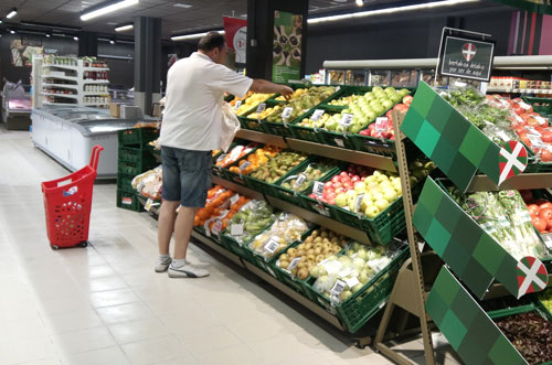 Eroski inaugura un supermercado franquiciado en Aia
