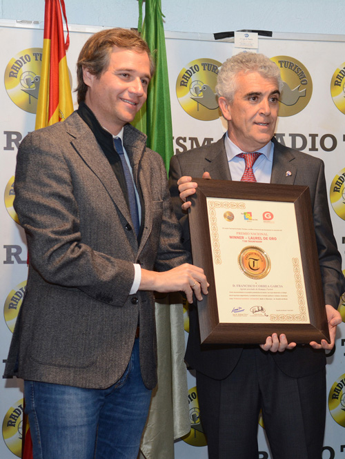 Francisco Correa García, agente de Re/Max fusión, premio Laurel de Oro Radio Turismo Boadilla 2015
