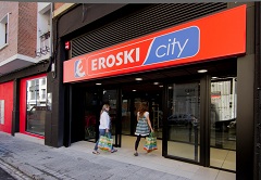 Eroski y BBVA firman un acuerdo para apoyar a franquiciados con condiciones ventajosas de financiación