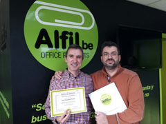 Alfil continúa imparable su expansión