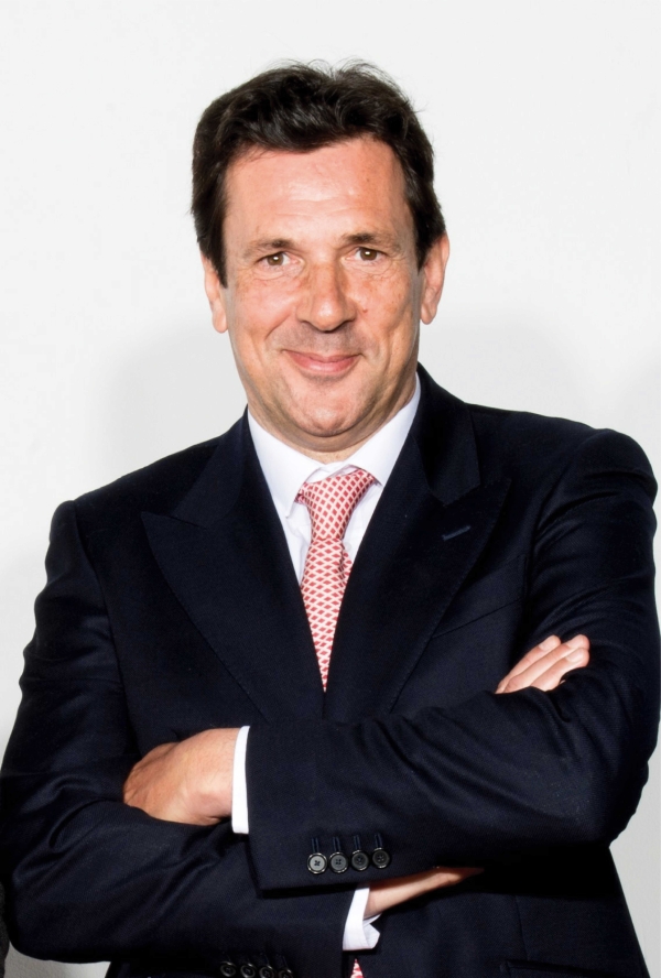 Javier Ochoa, director de las divisiones de lujo y commercial de Remax España y Mrics