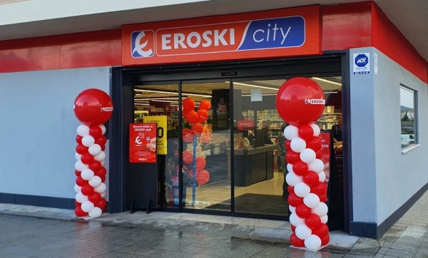 Eroski inaugura un nuevo supermercado franquiciado en la localidad alavesa de Nanclares de Oca