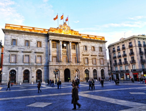 Donpiso reclama a los candidatos a la alcaldía una “revisión profunda de la política de vivienda de Barcelona”