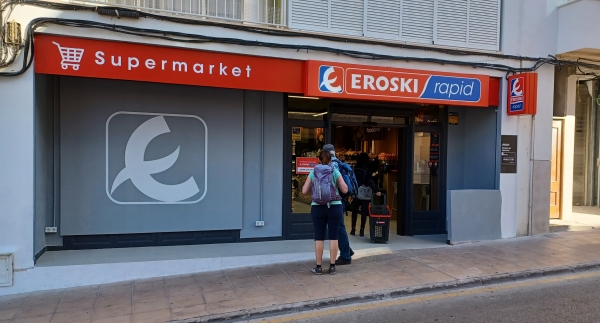 Eroski inaugura un nuevo supermercado franquiciado con la enseña “Rapid” en Mallorca