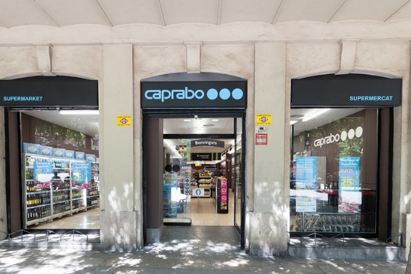 Caprabo impulsa su expansión en Barcelona con 5 aperturas en junio y una inversión de 3,1M€