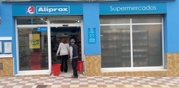 Eroski inaugura un nuevo supermercado franquiciado en Castilleja de la Cuesta, en Sevilla