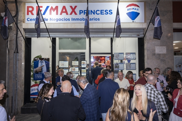 Remax inaugura una nueva oficina franquicia en Alicante, Remax Princess