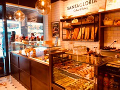 Areas abre un nuevo Santagloria en el aeropuerto de Madrid-Barajas, de la mano de FoodBox