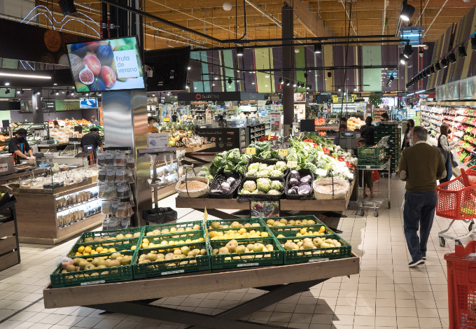Según el estudio de la fundación de la Franquicia Eroski, Los españoles consumen menos alimentos saludables de lo recomendado.