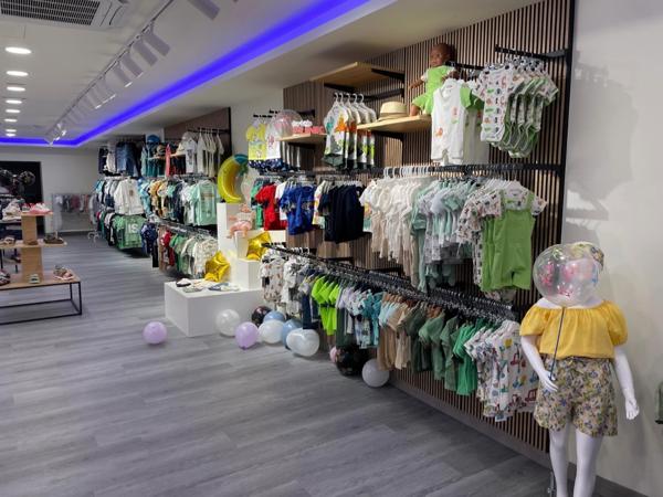 Grupo Reprepol consolida su modelo de tienda monomarca con una nueva apertura en Barcelona y supera ya los 400 puntos de venta 