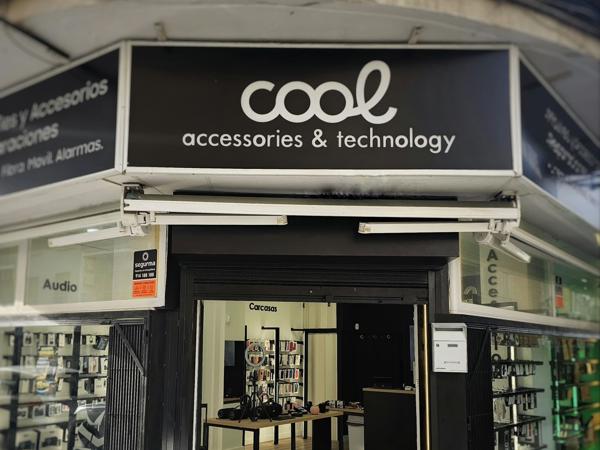 Franquicia telefonía: Nuevas aperturas de COOL Accesorios en Málaga y Cullera (Valencia).