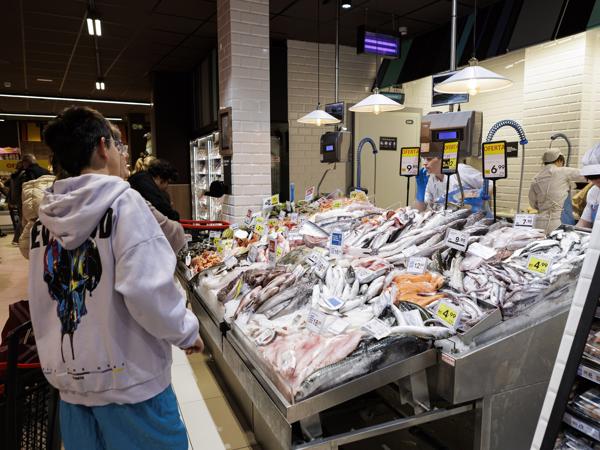 Los hogares españoles con menores son los que peor perfil alimentario tienen. Estudio hecho por Franquicia Eroski 