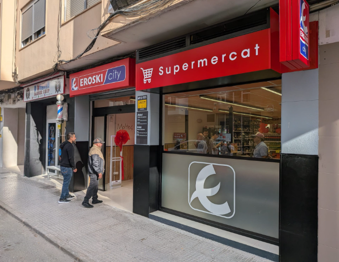 Eroski inaugura un nuevo supermercado franquiciado en Ibiza, Islas Baleares